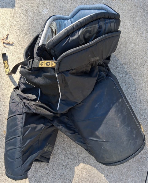 Senior Large CCM Tacks 462 Hockey Pants (Used)