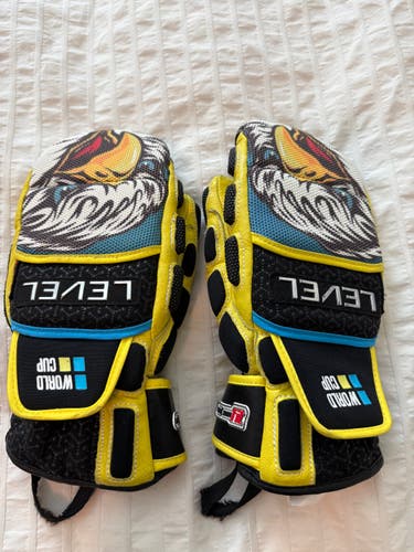 Yellow XS Adult Unisex Level Gloves