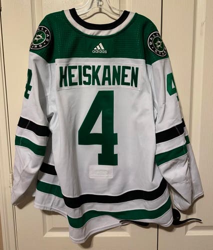 Miro Heiskanen Dallas Stars 2022/2023 Set 1 Away Game Worn Jersey