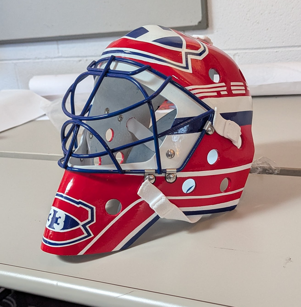 Patrick Roy Replica Goalie Mask Collectible