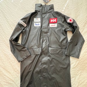 Black Adult Unisex Medium Helly Hansen rain poncho