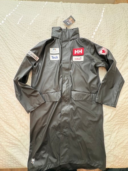 Black Adult Unisex Medium Helly Hansen rain poncho