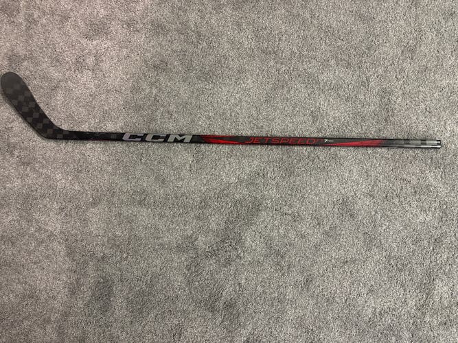 Junior CCM Jetspeed FT7 Pro Right Handed Hockey Stick P28 (Used)