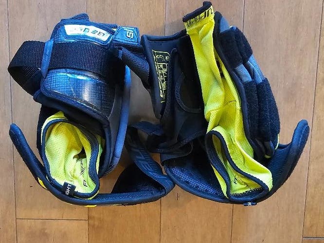 Senior Large Bauer Supreme 1S Elbow Pads (Used)