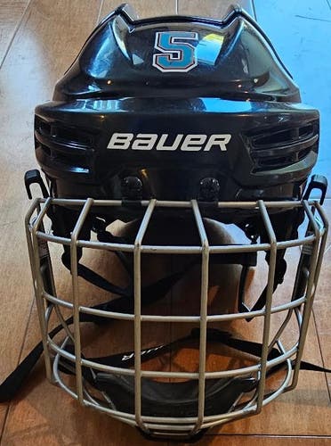 Senior Medium Bauer IMS 5.0 Helmet (Used)