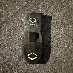 Black Senior EvoShield Sliding mitt (Used)