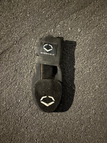 Black Senior EvoShield Sliding mitt (Used)