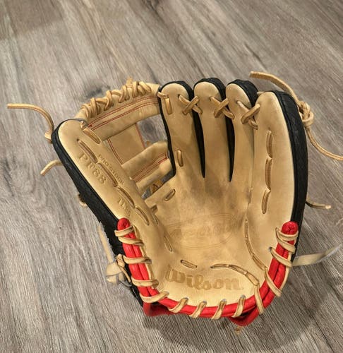 Wilson A2000 PF88 RH Infield Baseball Glove 11.25" (Used)