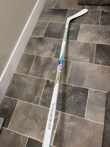 Senior Bauer Proto2 Right Handed Hockey Stick P28 (New)