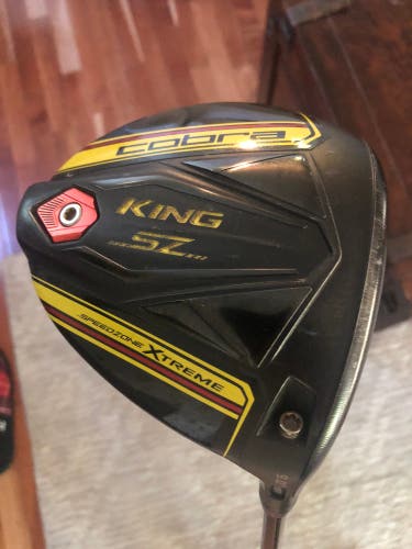 Men's Cobra King SpeedZone Xtreme Right Handed Driver Stiff Flex 9 Loft (Used)