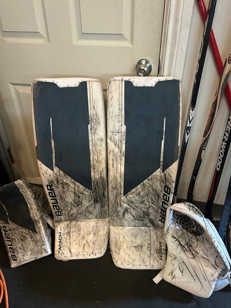 35" Bauer Mach Regular Goalie Full Set (Used)