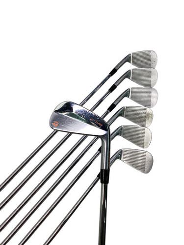 Used Taylormade P-7MB 4-PW Mens Iron Set RH 4I-PW 11347-S000256664