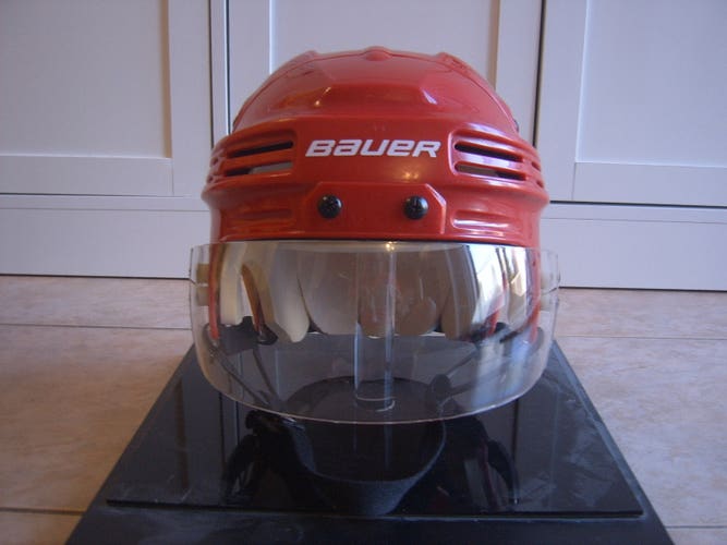 Excellent Condition Bauer BHH4500 Hockey Helmet sz Large Red