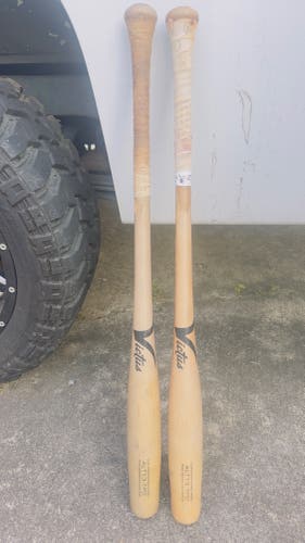 2 Victus Torpedo Maple Bat (-3) 31 oz 34" (Used)