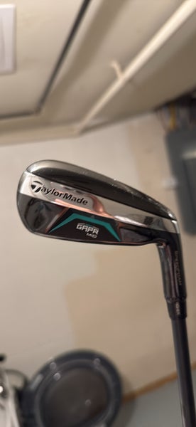 TaylorMade GAPR Right Handed Hybrid Stiff Flex 4H (Used)