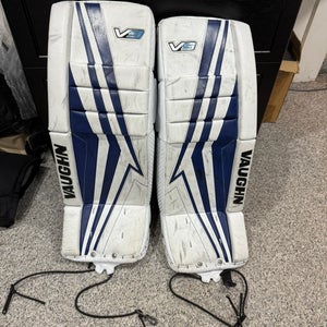 26" Vaughn Velocity V9 Goalie Leg Pads (Used)
