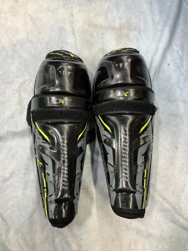 Junior Warrior Alpha LX 30 Shin Pads 10" (Used)