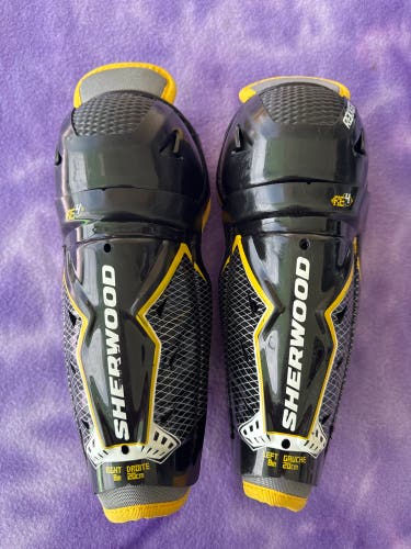 Youth Sher-Wood Shin Pads 8" (Used)