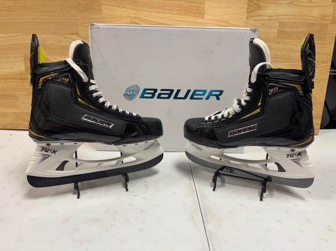 Donskoi Bauer Supreme 2S Pro Hockey Skates Regular Width 8 (Used)