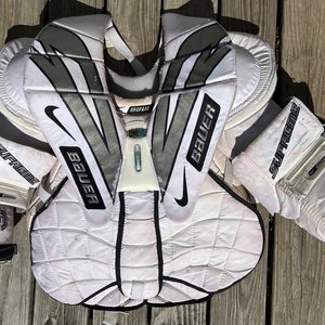 Small Bauer One95 Goalie Chest Protector
