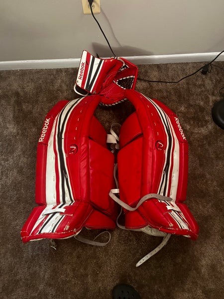 Reebok Flexcore 34+1 Goalie Pads + Reebok GM18K Catcher (Senior) – Red/White/Black