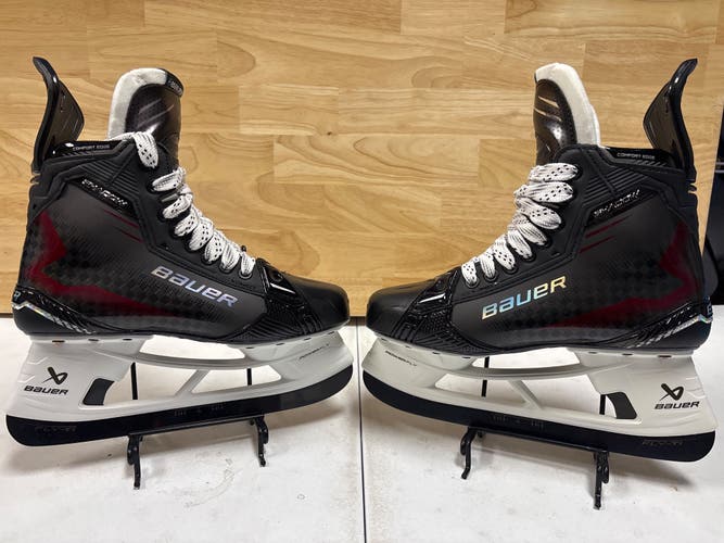 2024 Bauer Supreme Shadow Hockey Skates Regular Width 8 (Used)