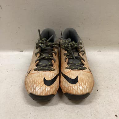 Used Nike SB CLEATS BB/SB Cleats White And Grey Junior 01 11725-S000490497