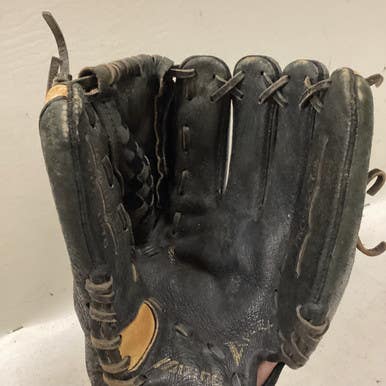 Used Mizuno GPP 1076 BB/SB Glove RH Throw Black 10 3/4" 11725-S000490554