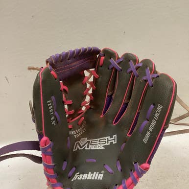 Used Franklin 22867 BB/SB Glove RH Throw Pink 9 1/2" 11725-S000490738