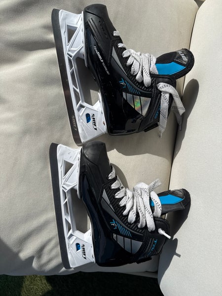 2024 True TF7 Hockey Goalie Skates Regular Width Size 4 (Used)