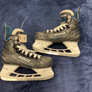 Senior Bauer XLP Hockey Skates Regular Width Size 6 (Used)
