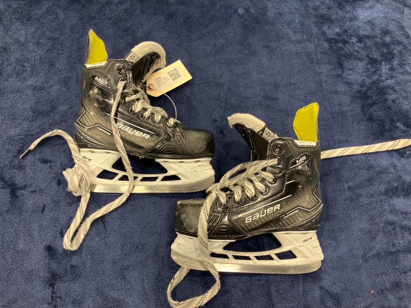 Youth Bauer Supreme M50 Pro Hockey Skates Regular Width 12.5 (Used)