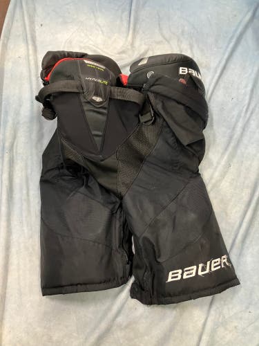 Black Intermediate Large Bauer Vapor Hyperlite Hockey Pants (Used)