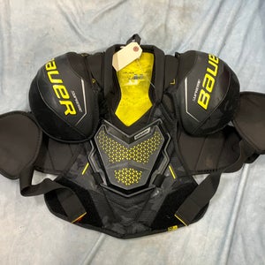 Large Intermediate Bauer Supreme 3S Shoulder Pads (Used)