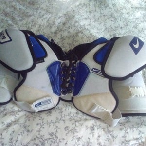 Medium Senior Bauer Pro Defender Shoulder Pads (Used)