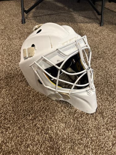 Large CCM Axis Pro Goalie Mask (Used)