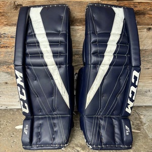 Blue 28" + 1" Junior CCM Extreme Flex E3.5 Goalie Leg Pads
