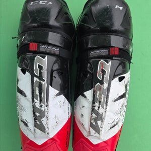 Intermediate CCM JetSpeed FT4 Shin Pads 13"