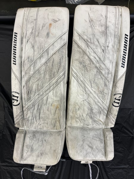 White 33" Senior Warrior Ritual G6 E+ Goalie Leg Pads (Used)