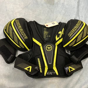 Small Junior Warrior Alpha LX 40 Shoulder Pads (Used)