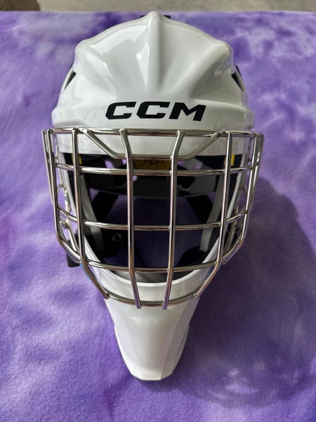 White Junior CCM Axis F5 Goalie Mask (Used)