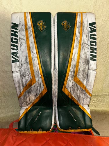 34" 2019 Vaughn Ventus SLR2 Goalie Leg Pads Pro Stock (Used)