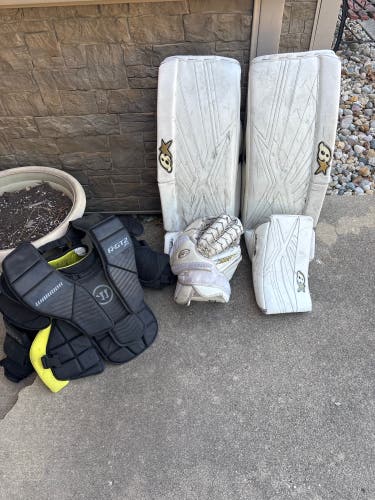 30" Brian's Goalie Full Set (Used)