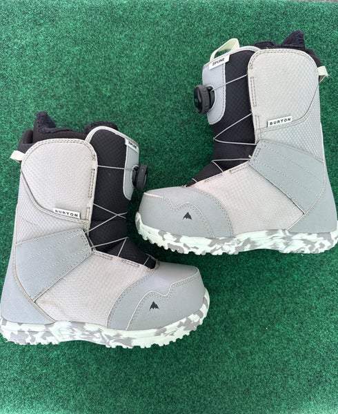 Kid's Burton Zipline Boa Snowboard Boots All Mountain (Used) | Size 5K