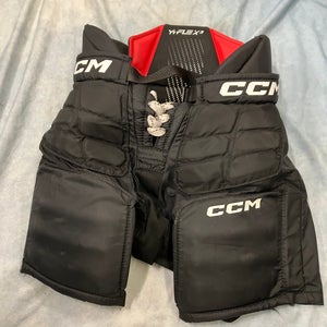 Black Youth Large CCM YTFlex 3 Hockey Goalie Pants (Used)