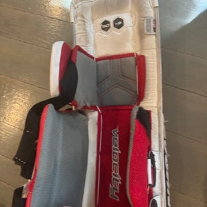 30" 2018 Vaughn Velocity VE8 Goalie Leg Pads (Used)