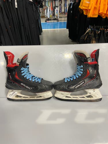 Used Bauer Vapor 3X Pro Size 3.5 D Skates