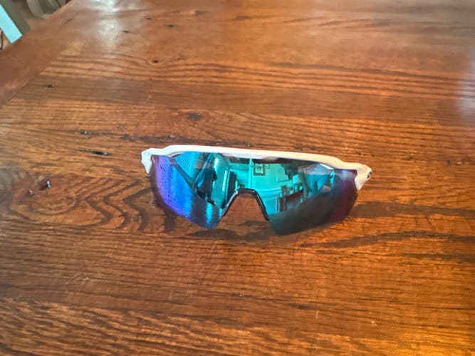 Unisex One Size Fits All Oakley Radar EV Sunglasses (Used)