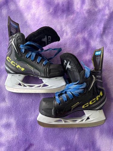 CCM Tacks XF 80 Hockey Skates | Youth 12 (Used)