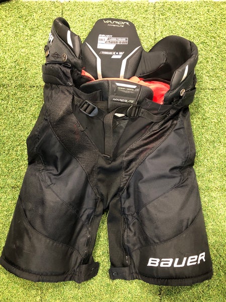 Intermediate Large Bauer Vapor Hyperlite Hockey Pants (Used)